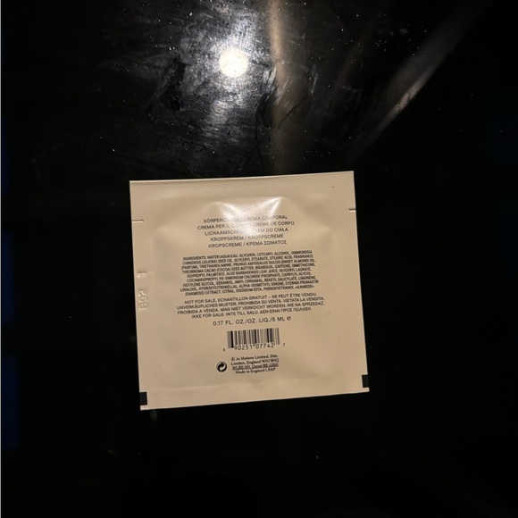 Jo Malone Lime Basil & Mandarin Body Crème 5ml - Picture 2 of 2